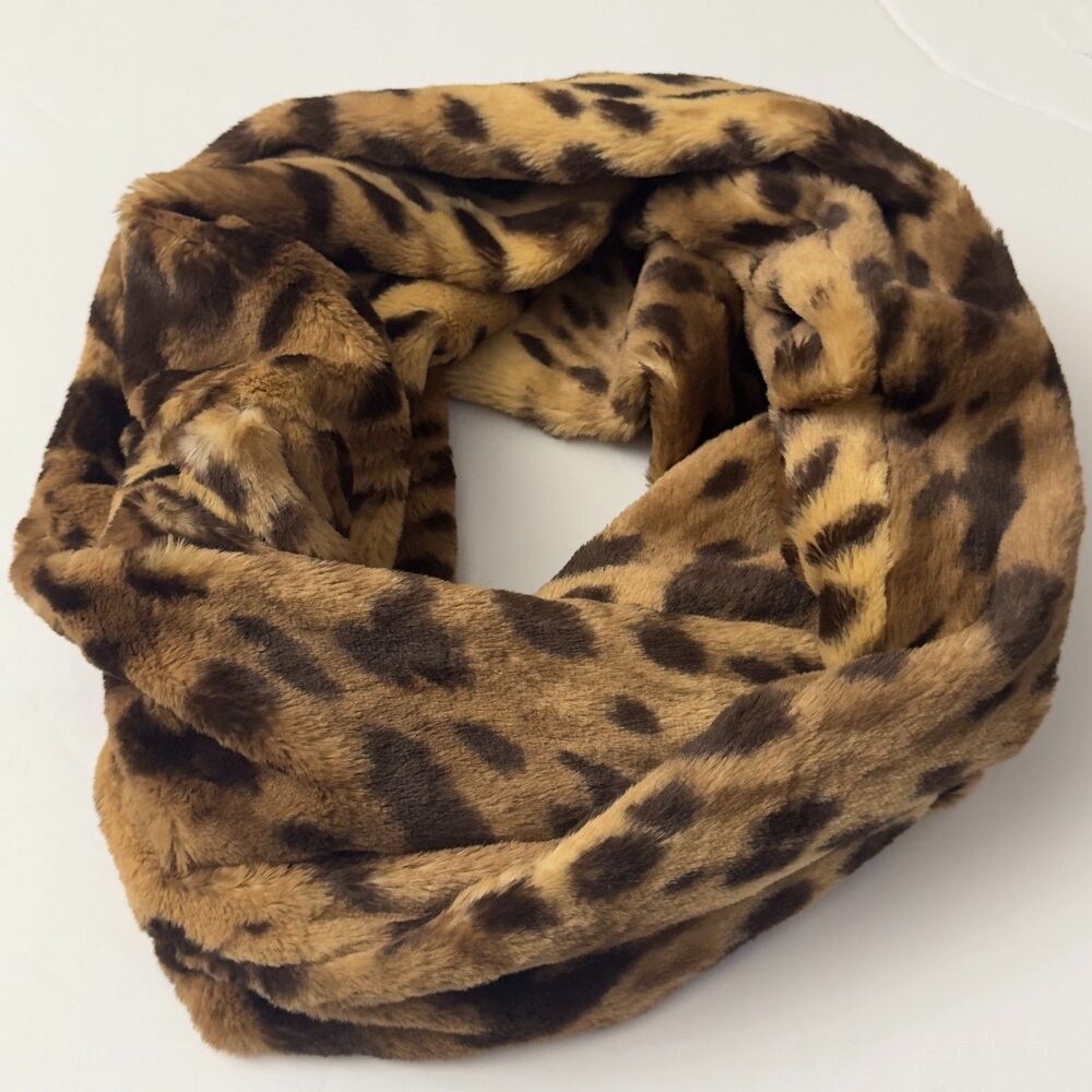 Leopard Print Faux Fur Infinity Scarf Snood | Soft Plush Animal Print Loop Wrap